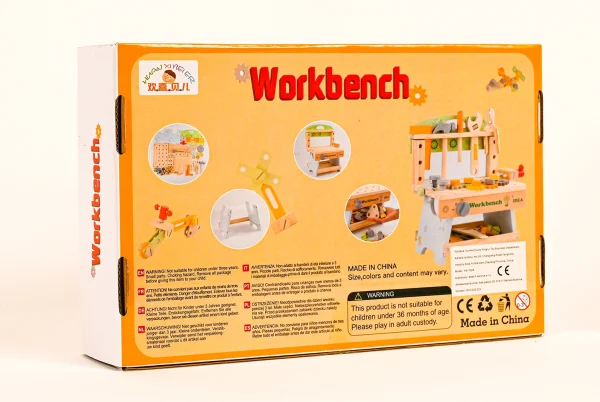 Pracovný stôl s náradím