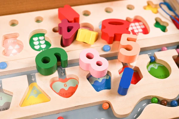 Edukačná počítadlo drevené s číslami, krúžkami a tvarmi MONTESSORI